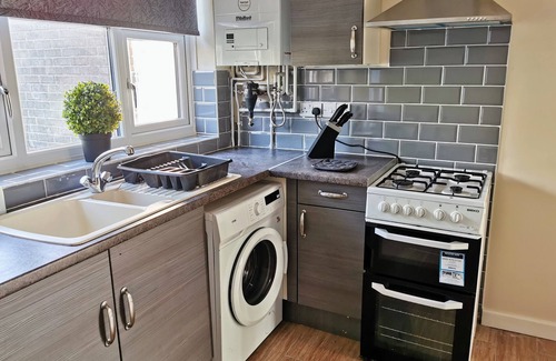 Wolverhampton House | 3Bed Full House - Free Parking - Family Friendly!