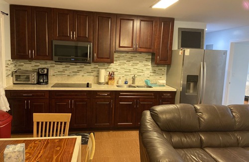 Liliha - Kapalama Apartment | 3bedrm/2bath,near shopping center,freeway