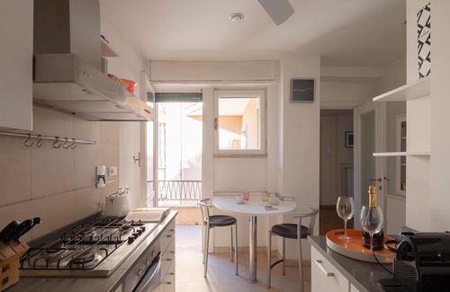 Quartiere XVII Trieste Apartment | 3bedrooms Flat With Balcony