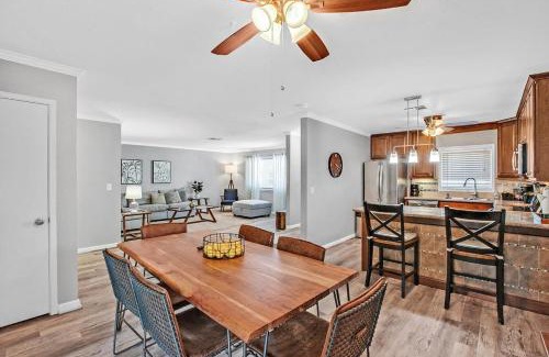 Highland Hills House | 3BR, 1 Story Home w Hot tub, Grill, Sleeps 6