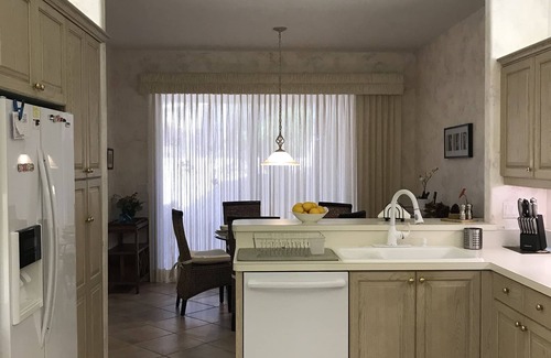 Palmer Ranch House | 3BR/2BA Charming House ~6miles from Siesta Key Beach!
