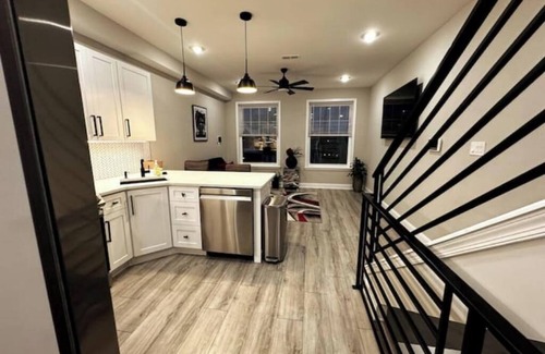 Philadelphia House | 3BR/3Bath Bi-Level Apt near CHOP