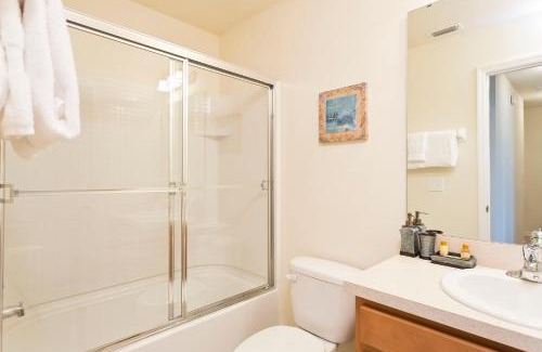 Bellavida House | 3Br 3Bath Townhome BBQ Pool 15min Disney 1291ft