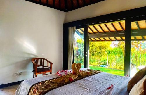 Saba Villa | 3BR Beautiful Villa Queen With Stunning Rice Field