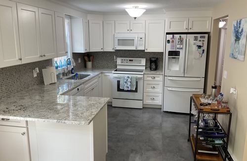Harwich House | 3BR, central air, washer & dryer, grill, near ocean beaches & freshwater ponds