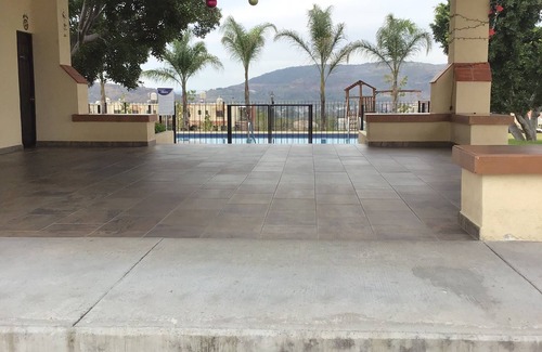 Tlajomulco de Zuniga House | 3BR Condominio en fraccionamiento privado