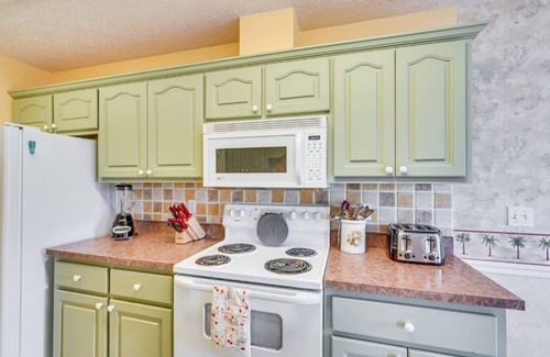 Panama City Apartment | 3BR Cozy Escape with Patio, Grill, WiFi - Near Panama City Attractions