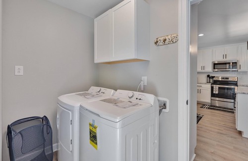 Durham House | 3BR Glenco Open Floor Plan RTP/Brier Creek
