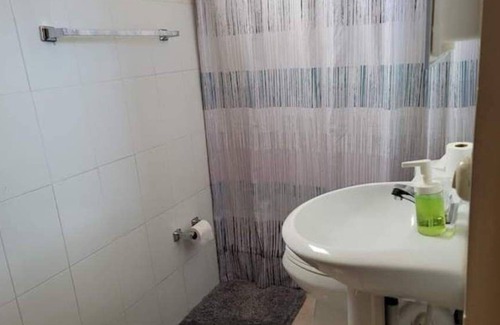 Sagrado Corazon House | 3BR hilltop near beach
