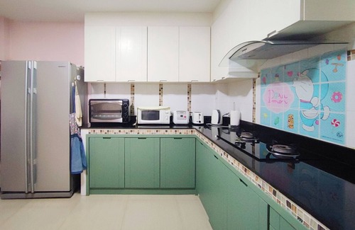 Hai Ya House | 3BR Home by Night Market Free Airport Pickup