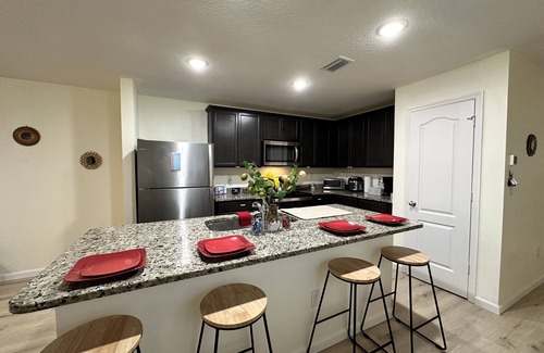 Brooksville House | 3BR Home, Modern Amenities, Patio - FL Escape Awaits!