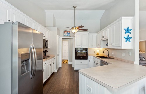Ono Island House | 3BR Home w/Private Pool | Fenced Yard | Minutes to Beaches |NAS Pensacola
