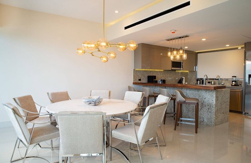 Playa Mujeres Condo | 3BR Luxury Modern Loft w/Private Rooftop Jacuzzi at Garza Blanca Resort & Spa