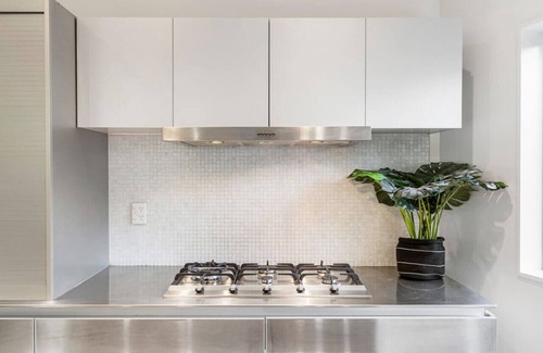 Glendowie House | 3BR Modern Elegance Near Beaches