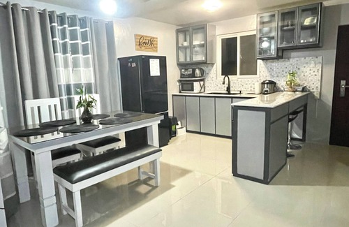 Angeles City House | 3BR New Remodeled Subdivision - Summer Special 10-15% off