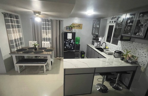 Angeles City House | 3BR New Remodeled Subdivision - Summer Special 10-15% off