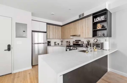 Central Park South Apartment | 3BR Penthouse Suite with Massive Private Rooftop