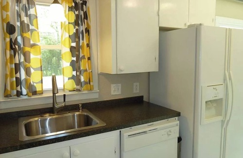 University Hills and Windsor Park House | 3BR Pet-Friendly Home w/Big Yard