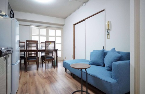 Dotonbori Apartment | 3BR (rare)Kuromon Market · Dotonbori 3min!Sleeps 8!