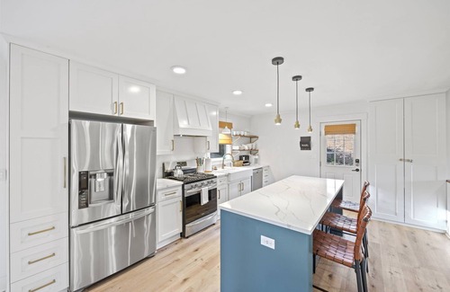 Greenville House | 3BR Retreat Near Augusta Rd & Downtown w/Patio