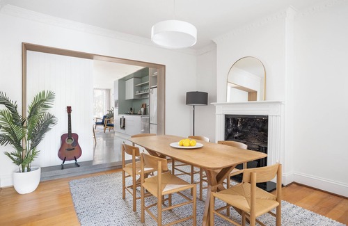 Glebe House | 3BR 'Urban Serenity' in Glebe: Modern Comfort & Ideal Location