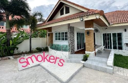 Choeng Thale Villa | 3BR Villa near Laguna beach