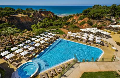 Olhos D'Agua Apartment | 3HB Falésia Garden