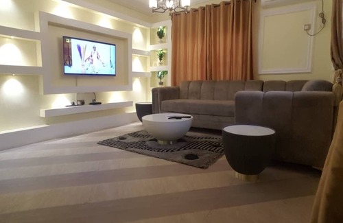 Oshodi-Isolo Apartment | 3JD Lavishly Furnished 3 Bed Apartments