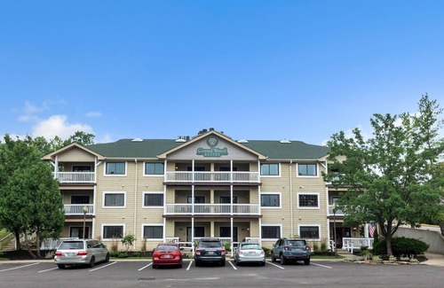 Nashville Condo | 3rd Floor Back Side Corner Penthouse Suite - 308 by Grand Wood Suites