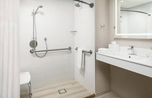 Bay Harbor Islands House | 3x Double Queen Room at The Altair Hotel Bay Harbor Miami