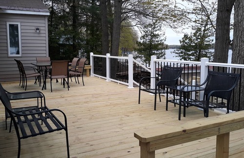 Hope Cottage | 4/2 House on Old Wixom Lake, Sleeps up to 11.