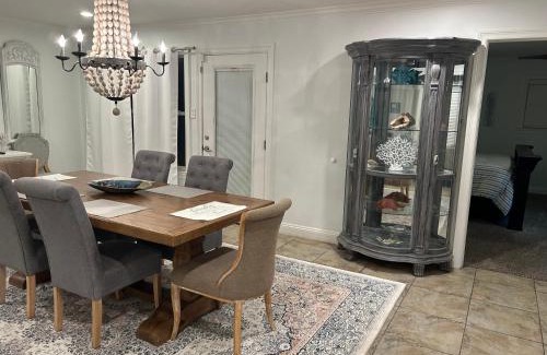 Gulfport House | 4/3 Home Centrally Located, beach, casino, airport, dining, golfing, shopping, entertainment