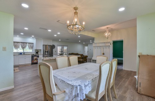Fellowship House | 4/4 Main home with 2/1 guest cottage, Private 10 Acre Home -2 min drive from WEC