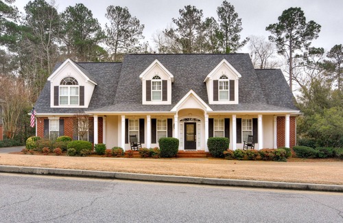 Evans House | 4/5 bedroom Masters rental. 1