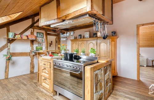 Bergenhausen Apartment | 4 apartment on former Farm 'Lindenhof-Bergenhausen', vacation with dog