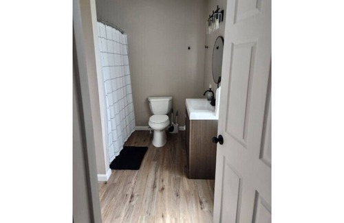 Mariah Hill House | 4 Bdrm/3 Bath Farmhouse ready for family memories