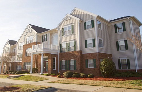 Berkeley Condo | 4 BDRM SLEEPS 12* 2 LIVING RMS, 2 KITCHENS, 4 BATHRMS, INDOOR/OUTDOOR POOLS, SPA