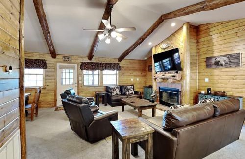 Alto House | 4 Bears 1 Cave
