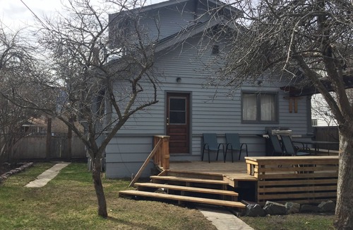 University District House | 4 bed, 2 bath Mid-Century University House