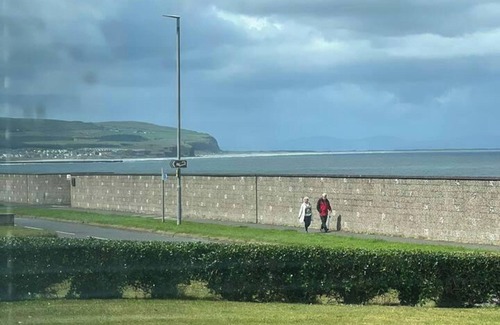 Portstewart House | 4-Bed House - Sea View, Garden, Parking, Wifi