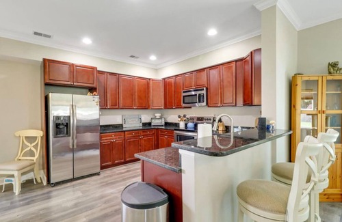 Burton Apartment | 4-bedroom 2.5 bath cozy house in charming Beaufort 15 min from MCRD PI/Donwtown