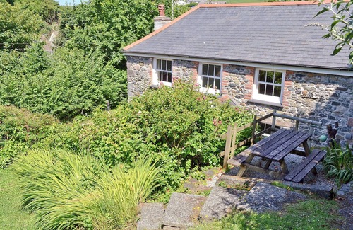 Helford Passage Cottage | 4 bedroom accommodation in Porthallow