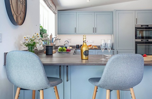 Appledore Cottage | 4 bedroom accommodation in Appledore, near Westward Ho!