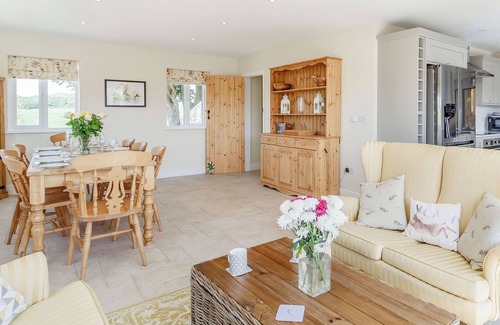 Thornham Cottage | 4 bedroom accommodation in Thornham