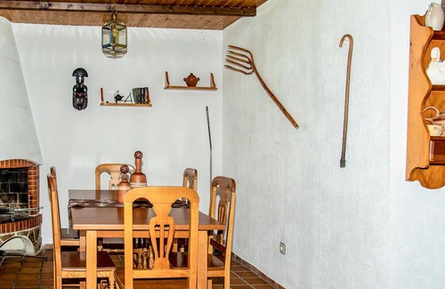 El Torno House | 4 bedroom accommodation in El Torno