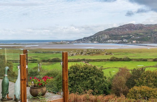 Arthog Cottage | 4 bedroom accommodation in Arthog, near Dolgellau