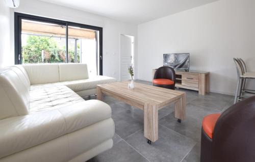 Grentheville House | 4 Bedroom Amazing Home In Grentheville