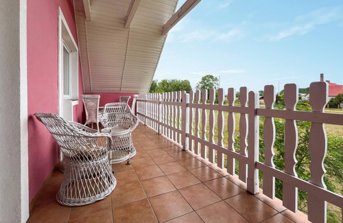 Nowe Warpno House | 4 bedroom amazing home in Nowe Warpno