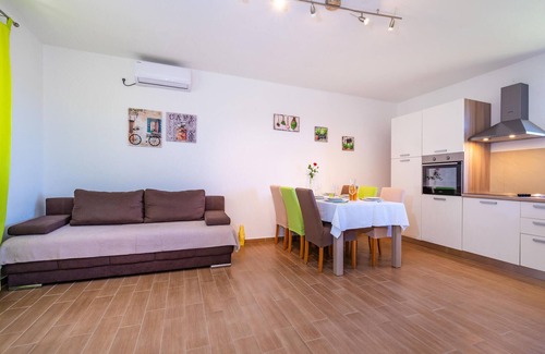 Sopot House | 4 bedroom amazing home in Benkovac