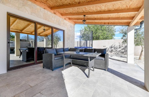 Skabrnja House | 4 bedroom amazing home in Prkos